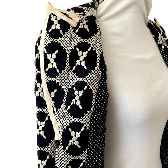 Nanette Lepore Embroidered Coat – Early 2000s, Size 2 - Picture 5 of 9